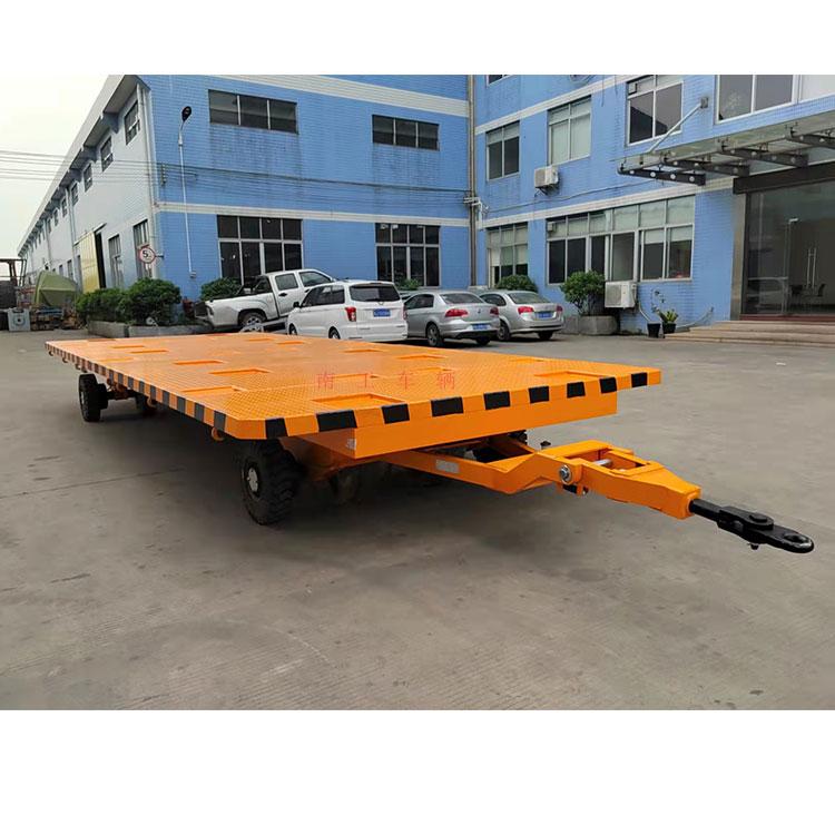 8.2T中型leyu乐鱼官方网站_乐鱼(中国)全挂车