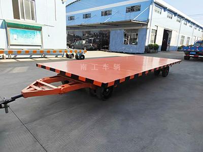 10T中型工业leyu乐鱼官方网站_乐鱼(中国)全挂车