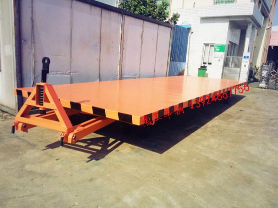 10吨leyu乐鱼官方网站_乐鱼(中国) 8个实心胎全挂车