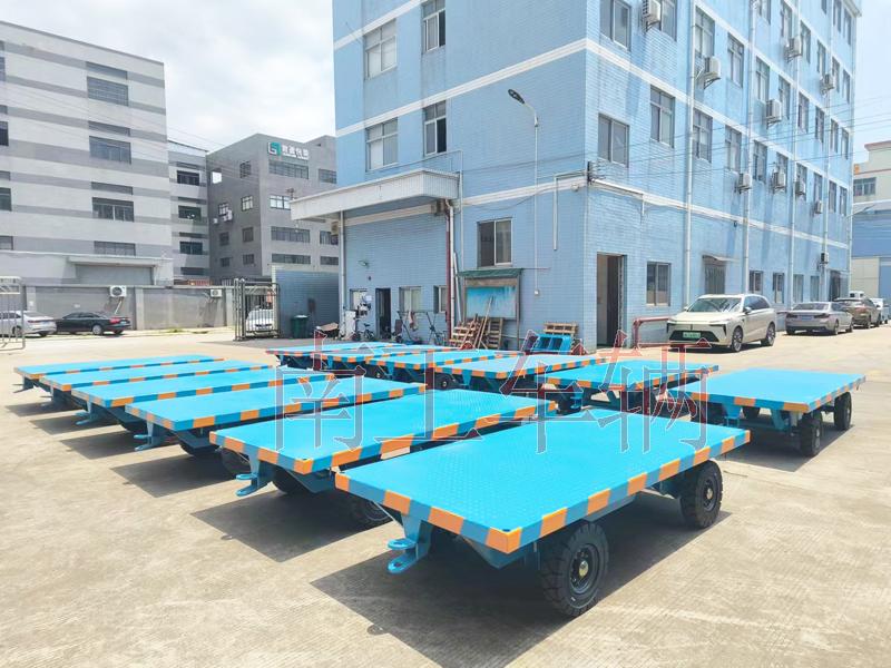 3吨全挂式牵引leyu乐鱼官方网站_乐鱼(中国)可拆护栏