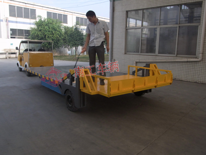 全挂式自带升降多功能平板车,自动装卸leyu乐鱼官方网站_乐鱼(中国)2I.jpg