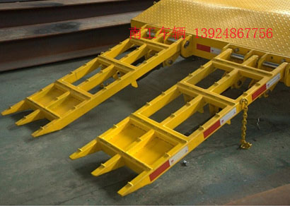 1677220902715102.jpg 3吨带登车桥leyu乐鱼官方网站_乐鱼(中国)5I.jpg