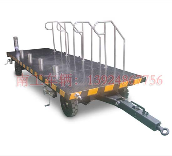 1677294946933350.jpg 移动厕所底盘拖车1.jpg