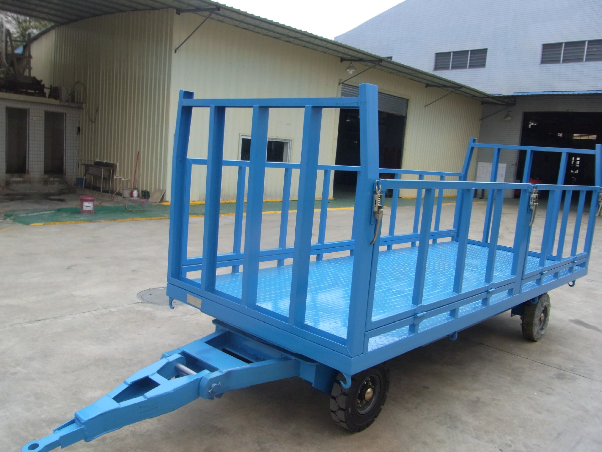 1678084273848326.jpg 3T下翻式护栏leyu乐鱼官方网站_乐鱼(中国)4.jpg