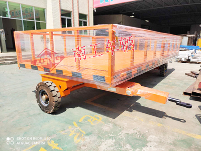 5吨护栏型leyu乐鱼官方网站_乐鱼(中国) 全挂车4I.jpg