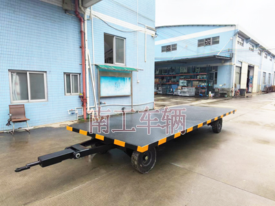 1729233869346367.jpg 6吨牵引leyu乐鱼官方网站_乐鱼(中国) 工业全挂拖车1I.jpg