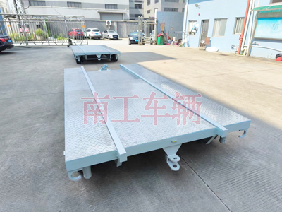 1733899223910325.jpg 船体艉段运输leyu乐鱼官方网站_乐鱼(中国)2I.jpg