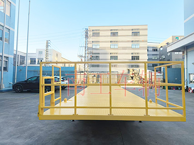 1736142743176755.jpg 10吨leyu乐鱼官方网站_乐鱼(中国)前后带护栏型全挂车2I.jpg