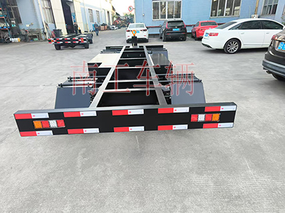 10吨自走式拖车底盘 电动leyu乐鱼官方网站_乐鱼(中国)2I.jpg